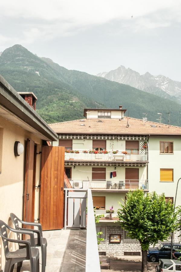 Appartamenti Edolo - A 20 Minuti Da Ponte Di Legno E Aprica Εξωτερικό φωτογραφία